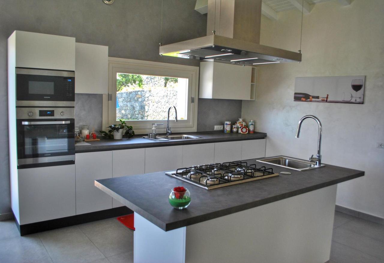 Villa Dedalisa By Holidayngo Acireale Εξωτερικό φωτογραφία