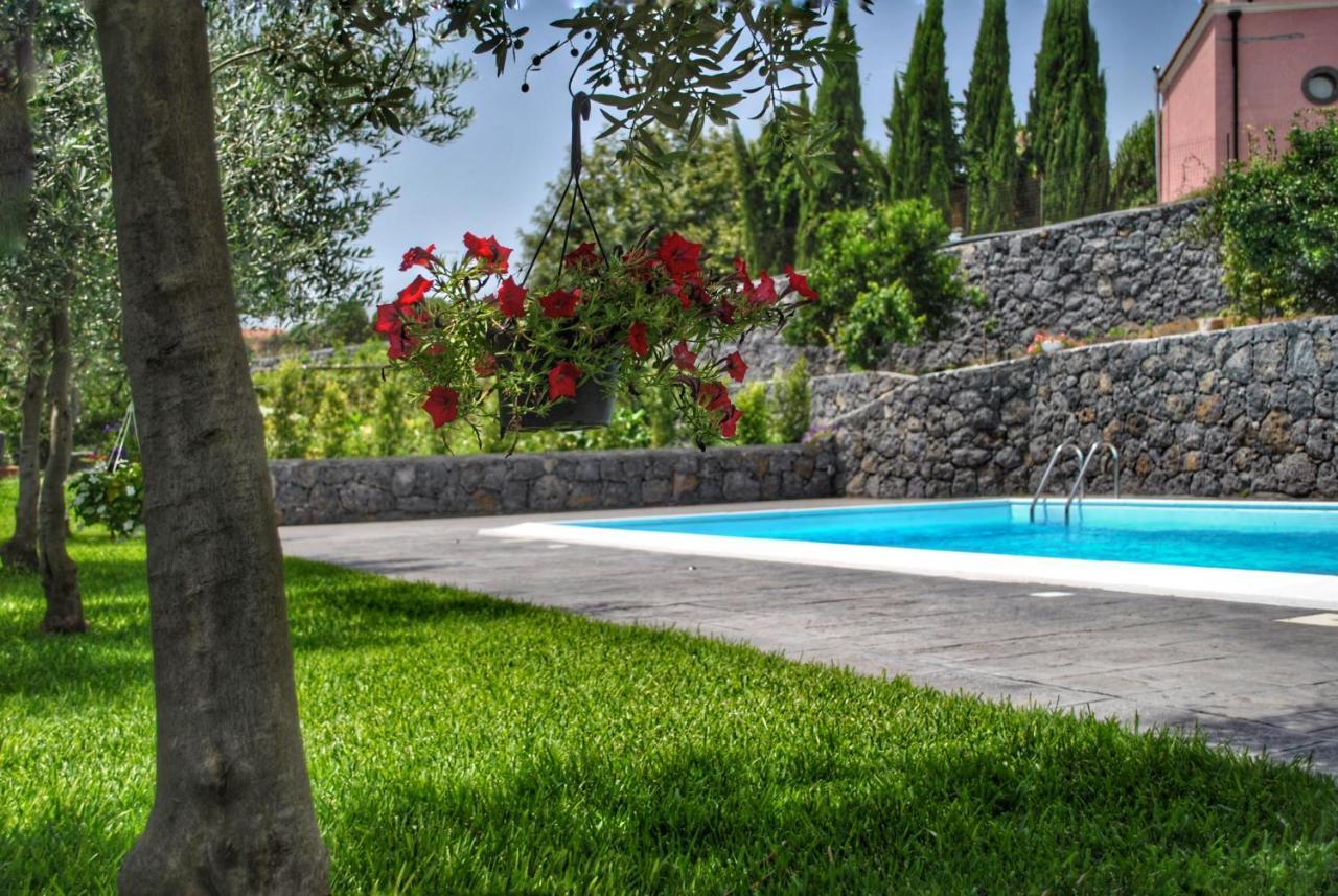 Villa Dedalisa By Holidayngo Acireale Εξωτερικό φωτογραφία