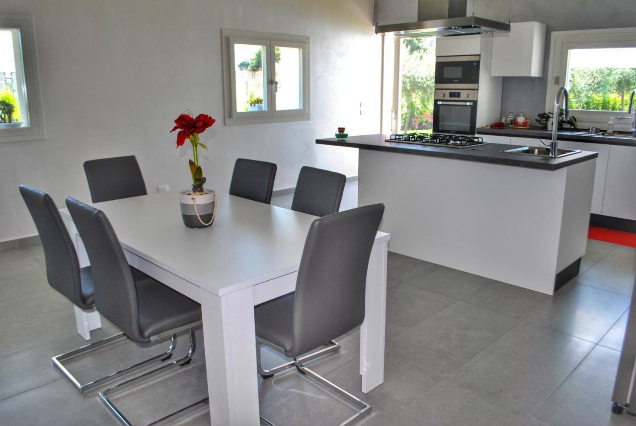 Villa Dedalisa By Holidayngo Acireale Εξωτερικό φωτογραφία