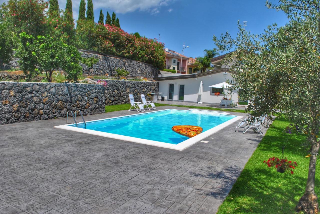 Villa Dedalisa By Holidayngo Acireale Εξωτερικό φωτογραφία